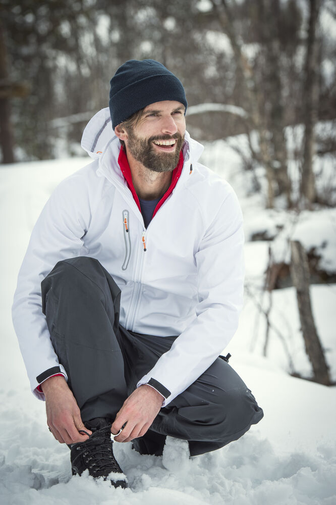 020927_024128_IMaw17_MilfordHubert003